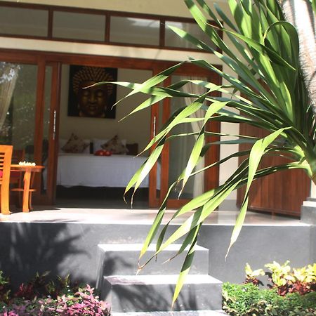 Amed Kunara Guest House Chambre photo