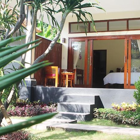 Amed Kunara Guest House Extérieur photo